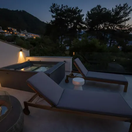 Omnimi Signature Living Bed and Breakfast