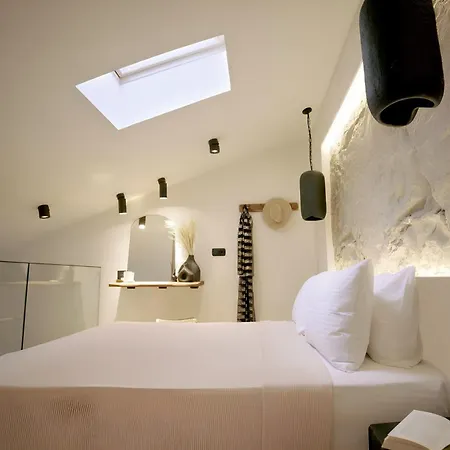Omnimi Signature Living 4*